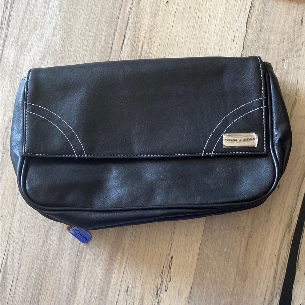 Studio Gear Black Leather makeup/cosmetic bag